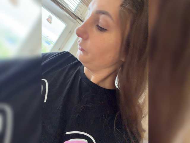 CreamRaspberrya live cam on BongaCams