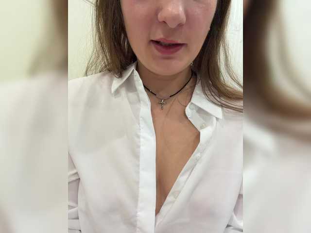 CreamRaspberrya live cam on BongaCams
