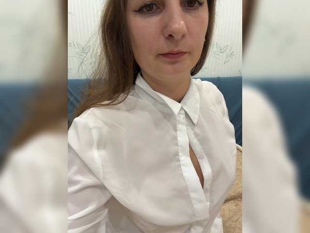 CreamRaspberrya