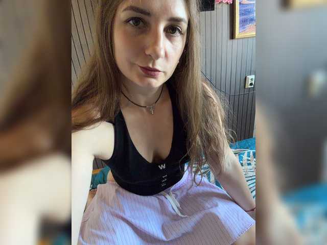 CreamRaspberrya