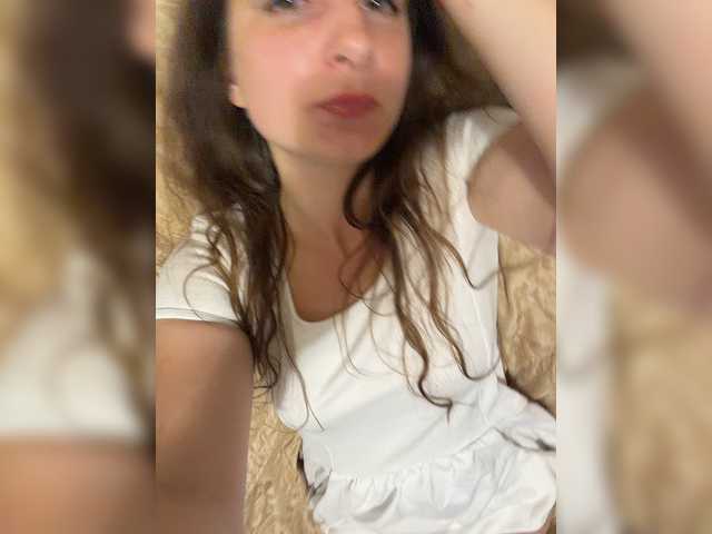 CreamRaspberrya