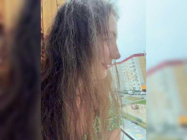 CreamRaspberrya live cam on BongaCams