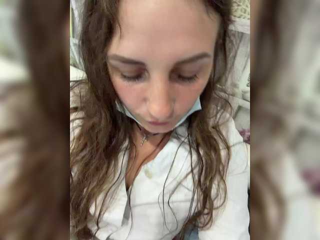 CreamRaspberrya live webcam show