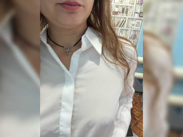 CreamRaspberrya live cam on BongaCams