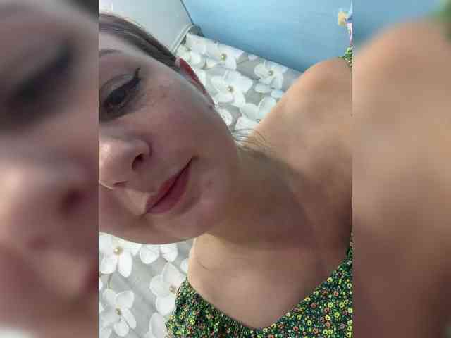 CreamRaspberrya Sex Cam Show