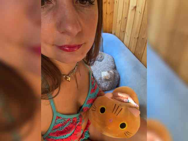 CreamRaspberrya Sex Cam Show
