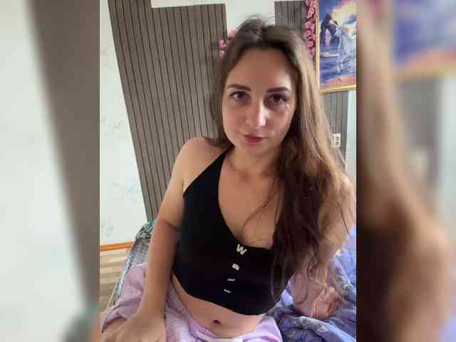 CreamRaspberrya