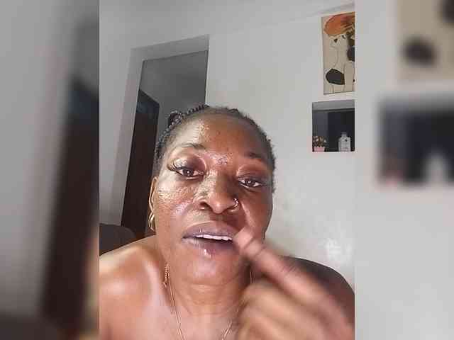 Sassywins605 webcam