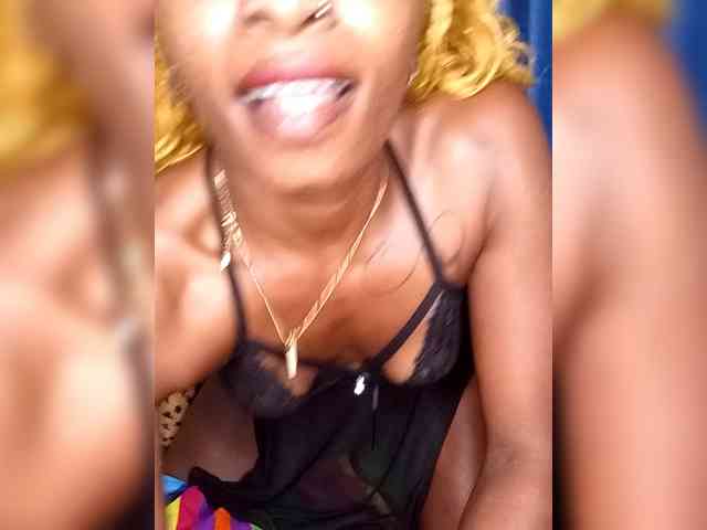 Sassywins605 webcam