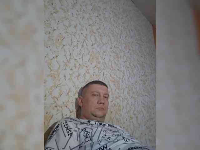 Johnny5a Live Webcam on BongaCams