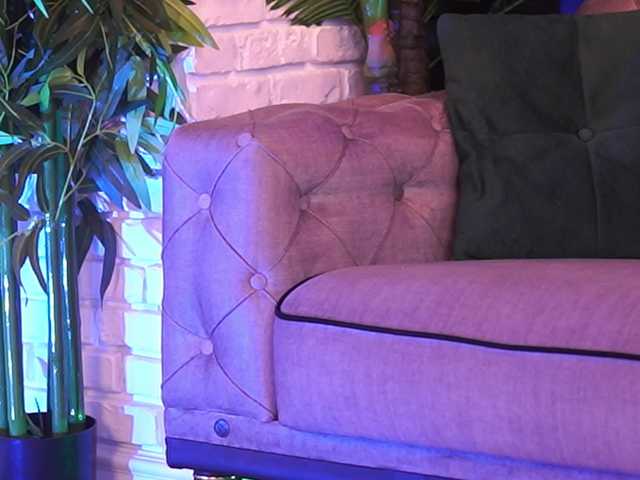 galliennegolld live sex show