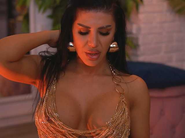 GallienneGolld, en vivo ahora en BongaCams