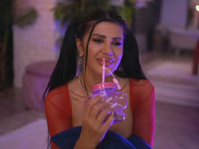 GallienneGolld, en directo ahora en BongaCams