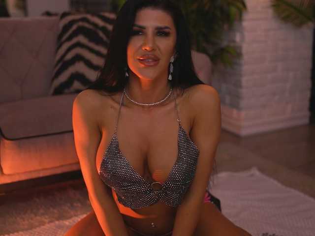 GallienneGolld, en directo ahora en BongaCams
