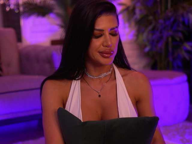 GallienneGolld live cam on BongaCams