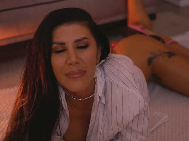 GallienneGolld, en vivo ahora en BongaCams