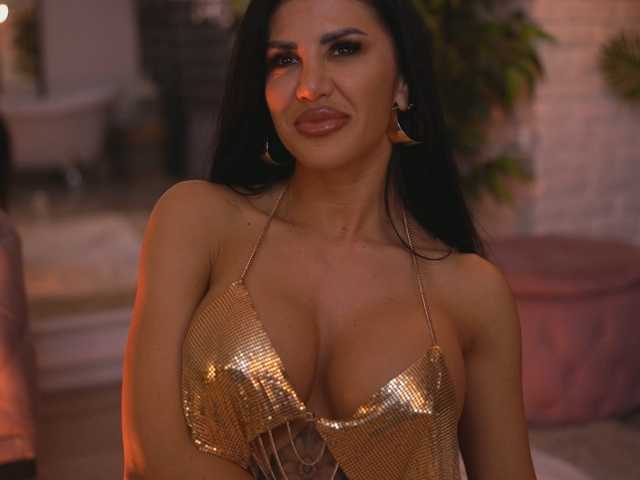 GallienneGolld, en vivo ahora en BongaCams
