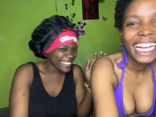 Bondeddesire's Live Webcam