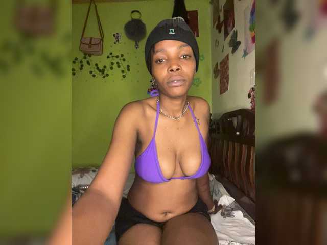 bondeddesire cam belle