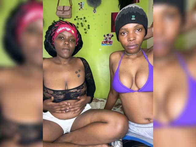 Bondeddesire live webcam show