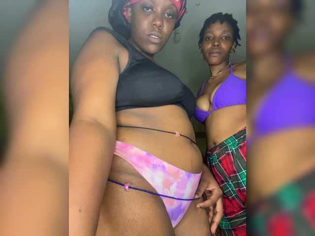 Bondeddesire live webcam show