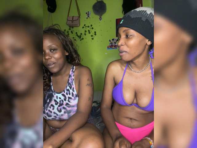 Bondeddesire live webcam show