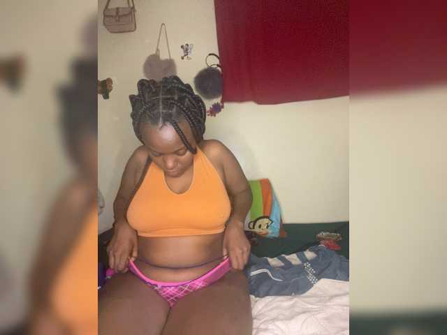 Bondeddesire live cam on BongaCams