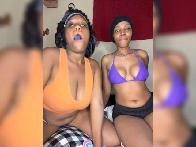 Bondeddesire live cam on BongaCams