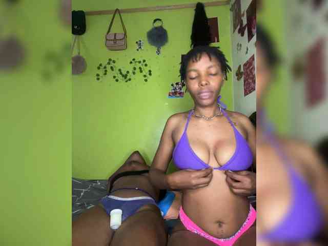 Bondeddesire Sex Cam Show