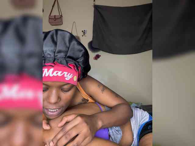Bondeddesire webcam
