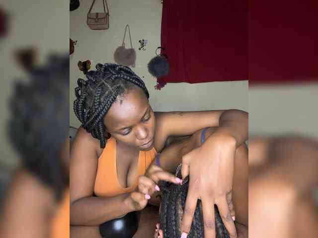 Model: Bondeddesire