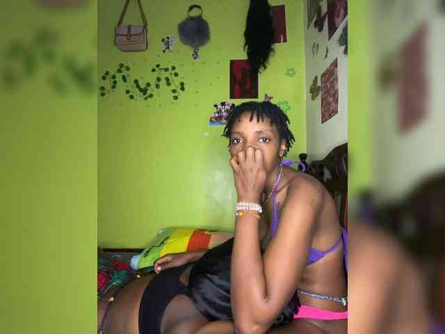 Bondeddesire webcam