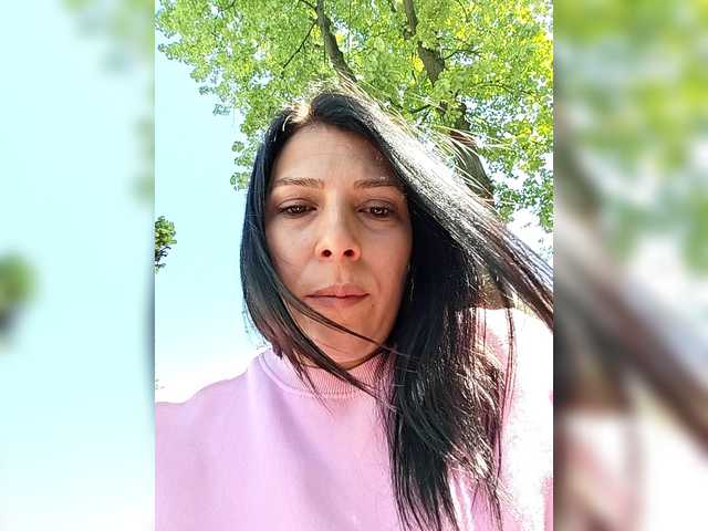 adelyna-ade