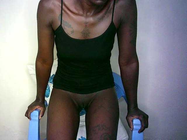 Lynnne live cam on BongaCams