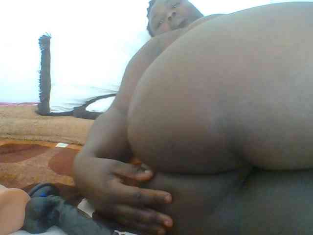 Curvygurl webcam
