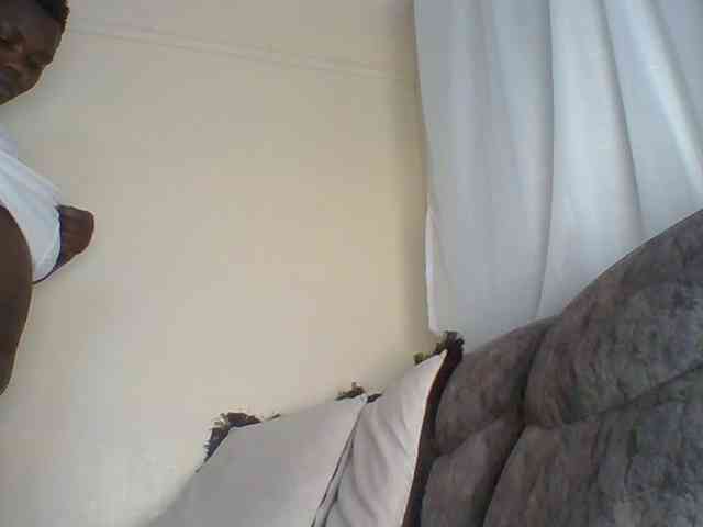 Curvygurl webcam