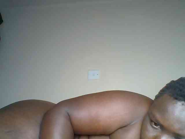 Curvygurl webcam