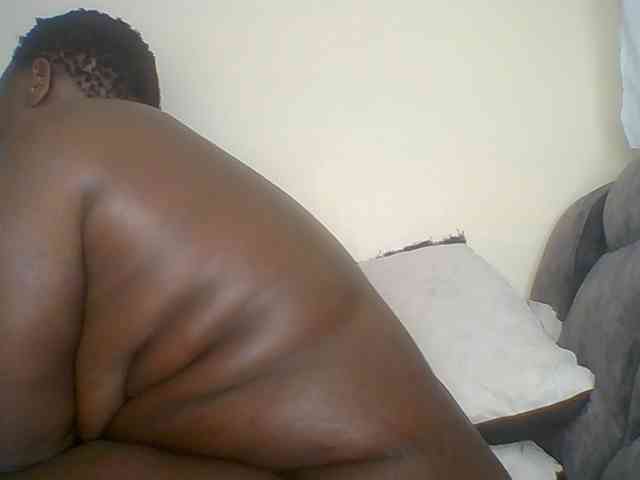 Curvygurl webcam