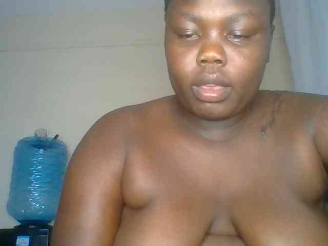 Curvygurl webcam