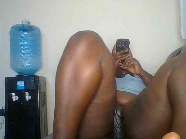 Curvygurl webcam