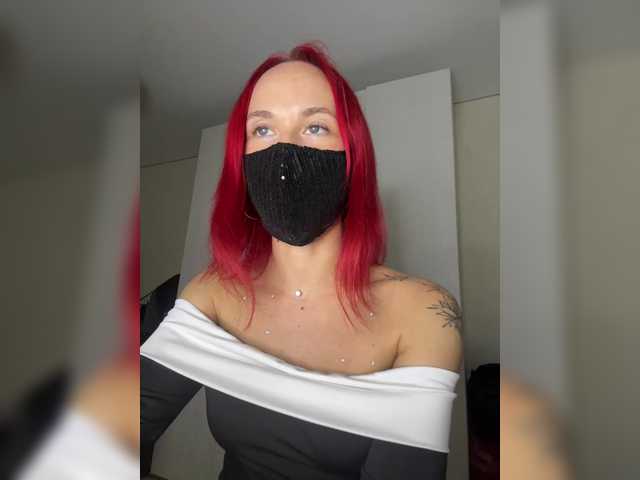 LuybiMenya live cam on BongaCams