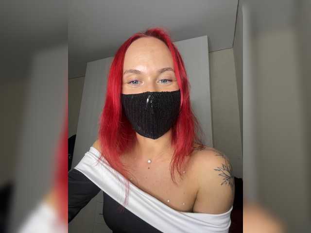 LuybiMenya live cam on BongaCams