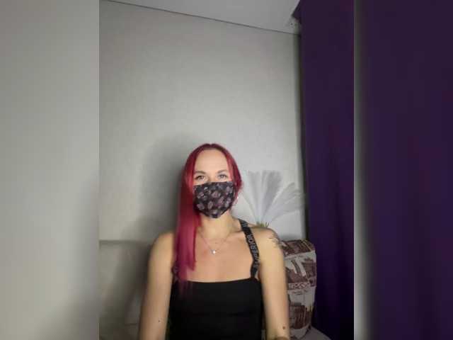 LuybiMenya live cam on BongaCams
