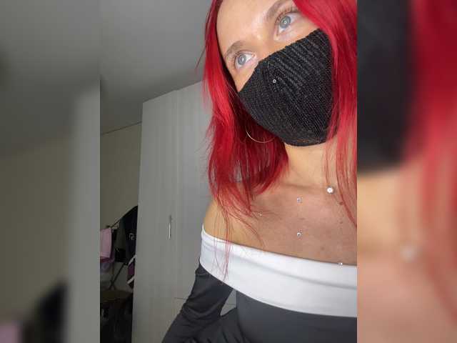 LuybiMenya live cam on BongaCams