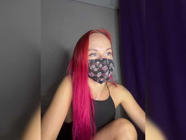 LuybiMenya live cam on BongaCams