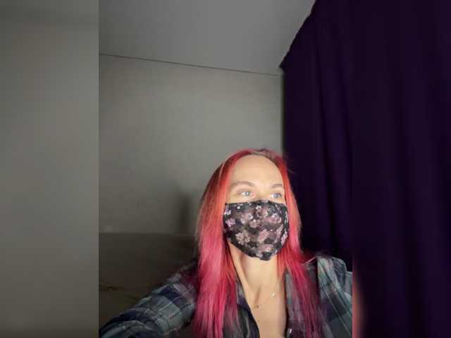 LuybiMenya live cam on BongaCams