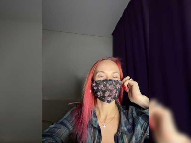 LuybiMenya live cam on BongaCams