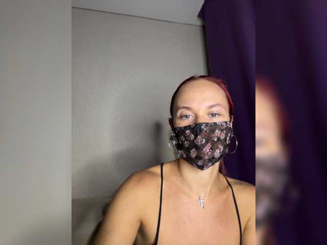 LuybiMenya live cam on BongaCams