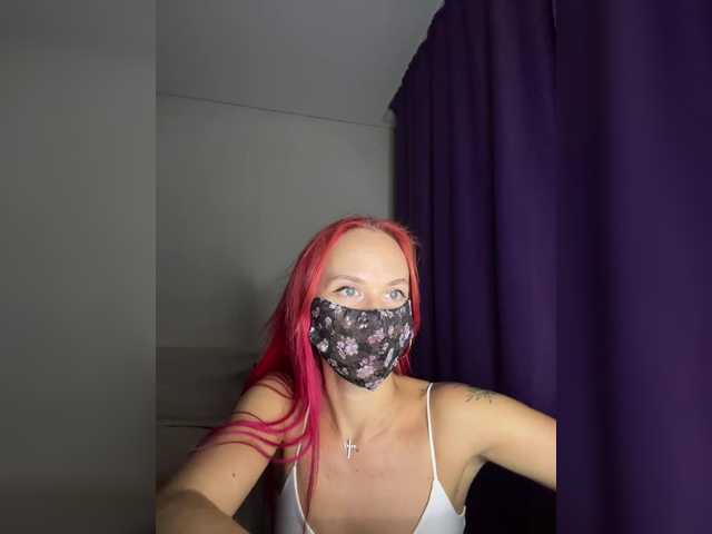 LuybiMenya live cam on BongaCams