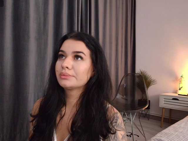 Ava-Monroee